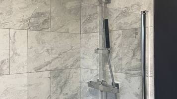 Hair dryer