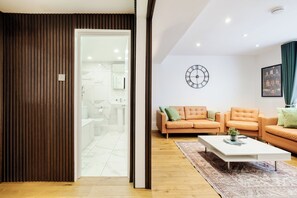 Family Apartment, 3 Bedrooms, Air conditioning | Living room - LONDONERS│Marylebone Serviced Apartments  (London)