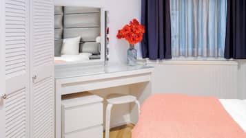 Comfort Apartment, 1 Bedroom, Air conditioning | Egyptian cotton sheets, premium bedding, individually decorated