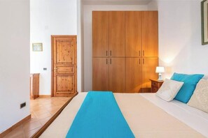 4 bedrooms, Internet