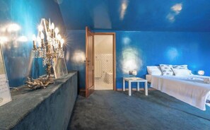 5 habitaciones, internet y ropa de cama 
