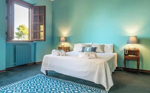 5 bedrooms, Internet, bed sheets