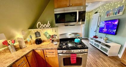 The PVD Penthouse ⭐Near Brown, RISD, College Hill⭐Top Rated Host ⭐Min to Dwntwn
