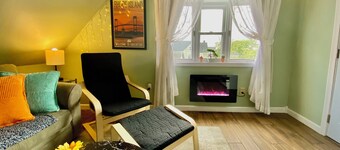 The PVD Penthouse ⭐Near Brown, RISD, College Hill⭐Top Rated Host ⭐Min to Dwntwn 