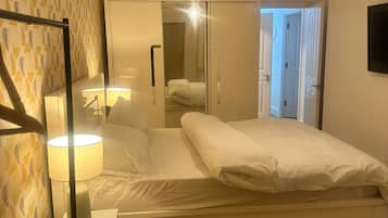 Apartment | 1 bedroom, iron/ironing board, free WiFi, bed sheets