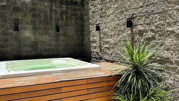 Deluxe Apartment | Terrace/patio