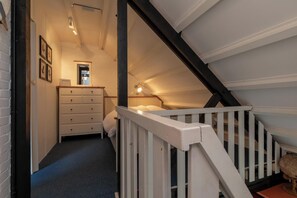 3 chambres, lit de bébé portatif, accès à Internet