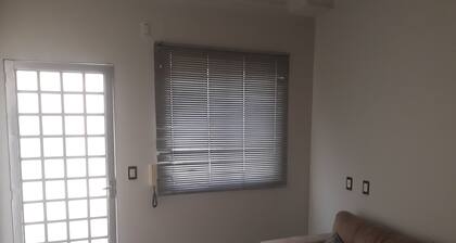 Apartamento Completo 02 Quartos com Área Externa Terrea