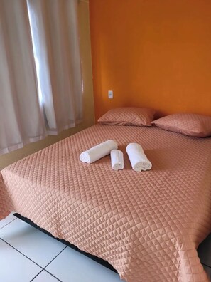 1 bedroom, WiFi, bed sheets - Anjos Suítes Busch 2 (Taio Arraial do Cabo)