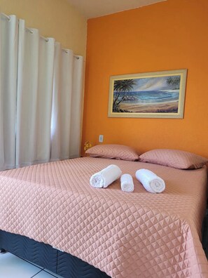 1 bedroom, WiFi, bed sheets - Anjos Suítes Busch 2 (Taio Arraial do Cabo)