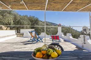 Terrace/patio - House of the gentle valley  (MATTINATA)