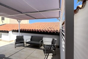 Terrace/patio - 2 Bedroom Private vacation home in Santa Flavia (Santa Flavia)