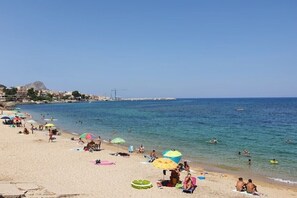Beach - 2 Bedroom Private vacation home in Santa Flavia (Santa Flavia)