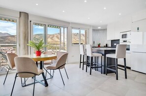 Dining - Capricho en las 3 Torres (Torremolinos)