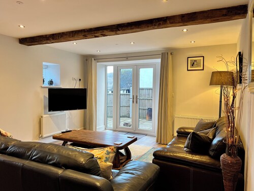 3bedcottage/patio/garden/carcharging