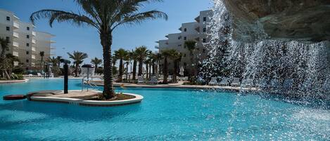 Condo, Plusieurs lits (Waterscape 425-A) | Piscine | Piscine extérieure, piscine chauffée