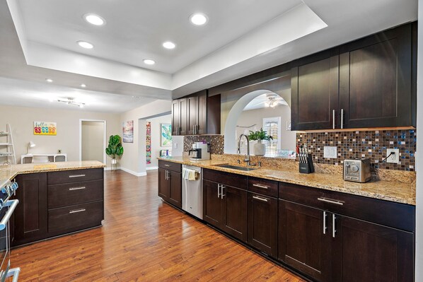 Interior - Hidden Gem in Oakhurst Area - 4 mins to the Beach (Largo)