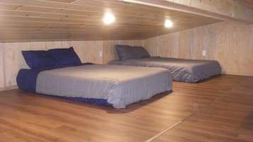 3 bedrooms, iron/ironing board, travel cot, free WiFi