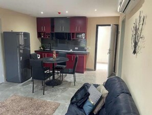 Interior - Sylz Residence-1 Bed Apt-5 Mins from Labadi Beach (Accra)