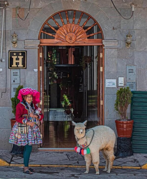 Fachada de la propiedad