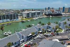 Marina - Gorgeous water front condo in Madeira Beach (Madeira Beach)