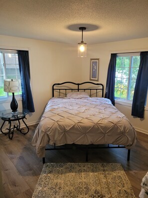 3 bedrooms, WiFi, bed sheets