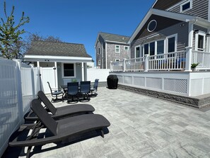 Outdoor dining - Newly renovated beach home with many amenities! (Marshfield)