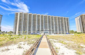 Exterior - In the Heart of OB • SuperHost • Steps to Beach • Guest Favorite • Fully Loaded (Orange Beach)