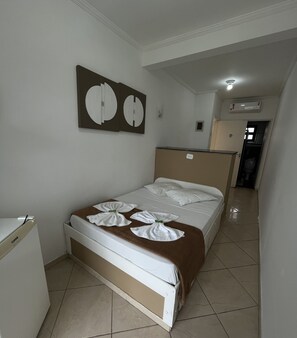 ห้องสแตนดาร์ดดับเบิล | ห้องเก็บเสียง, ผ้าปูที่นอน