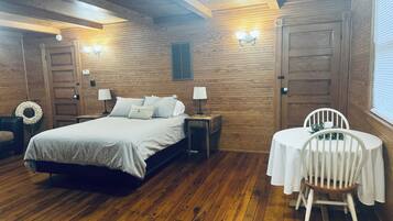 1 habitación, tabla de planchar con plancha, wifi gratis y ropa de cama