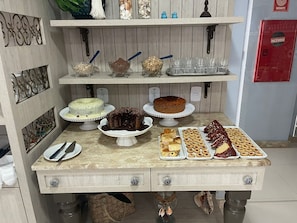 Free daily buffet breakfast - Aracaju Corais Hotel (Aracaju)