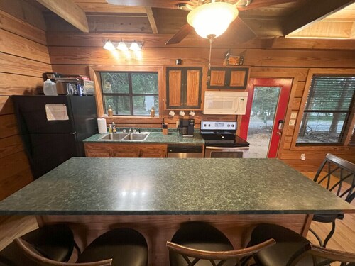 Leisure Lake Cabin, Toledo Bend Lake