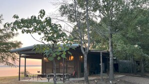 Unclassified image, 5 of 23, button - Leisure Lake Cabin, Toledo Bend Lake (Many)