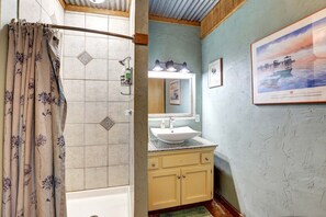 Douche, serviettes fournies