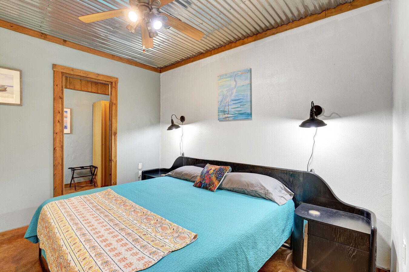 4 chambres, accès au Wi-Fi (inclus), literie fournie