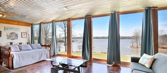 Cajun Party Place                   .