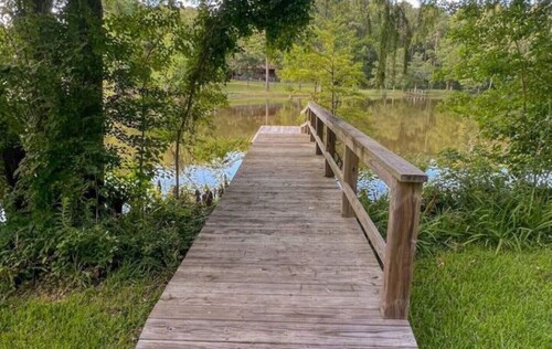 Jeff's Cottage                       .