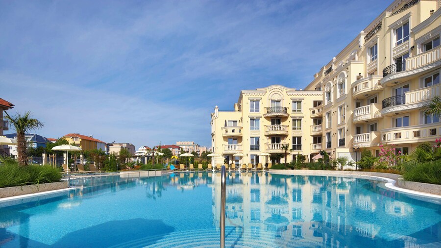 Bellicity Apart Complex