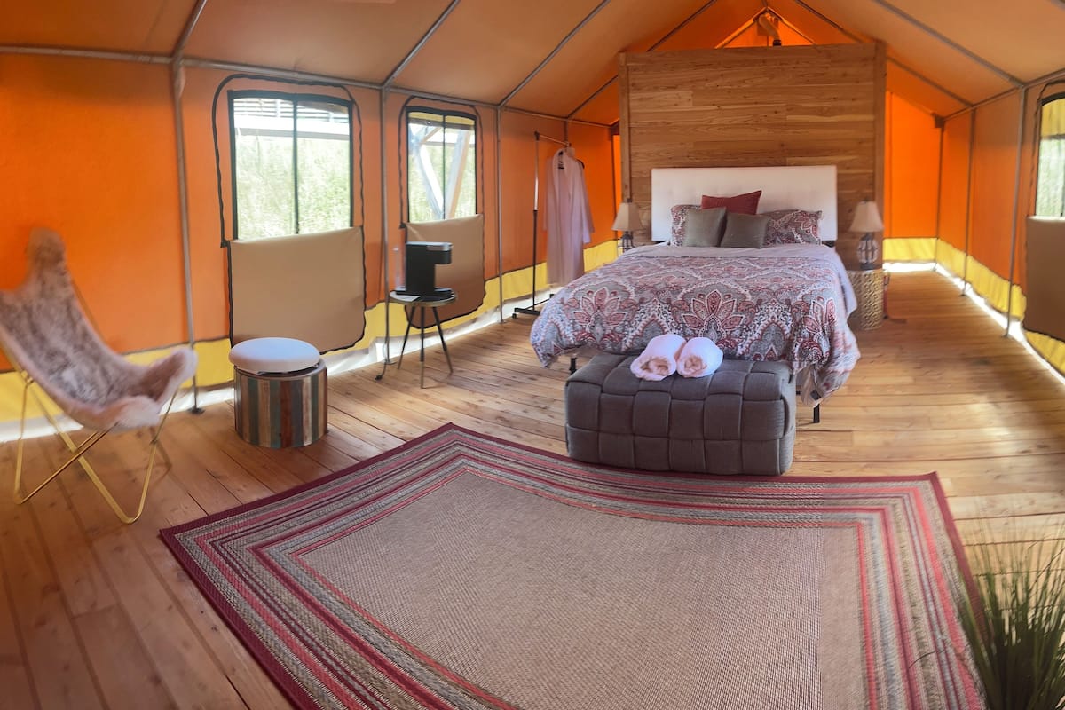 Signature Tent, 1 Queen Bed | Hypo-allergenic bedding, down comforters, individually decorated
