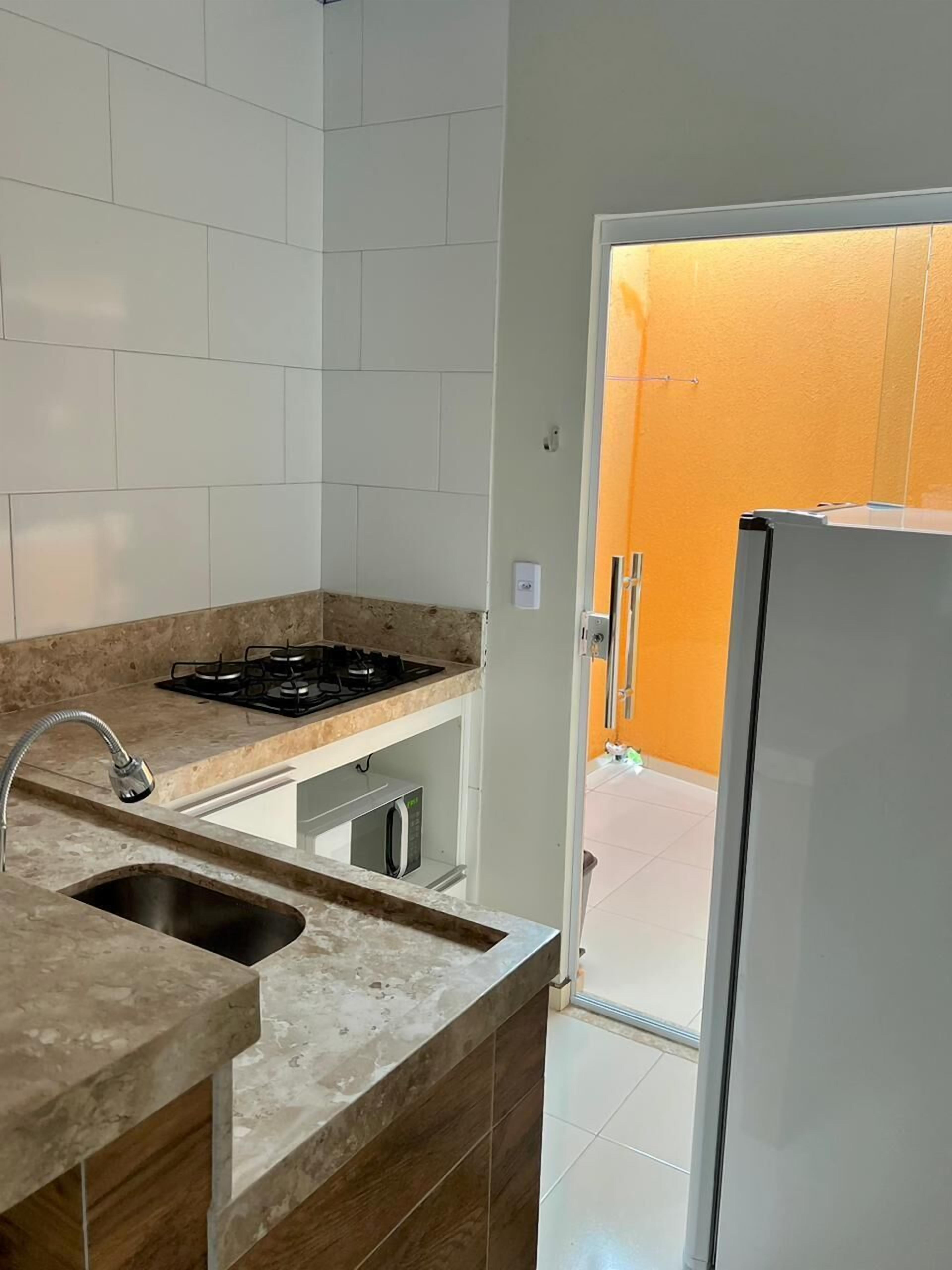 Deluxe Apartment, Garden View | Private kitchen