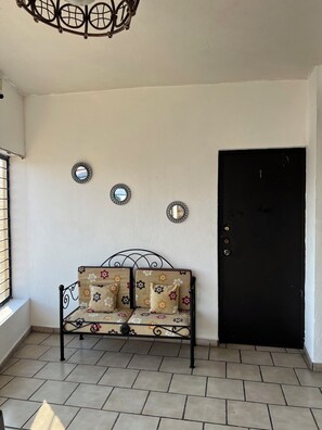 ロビー応接スペース