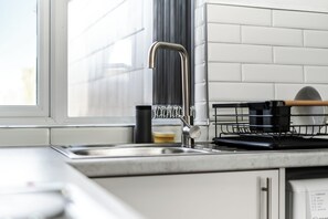 Design-Studio | Bügeleisen/Bügelbrett, Bettwäsche