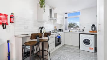 1 bedroom, iron/ironing board, bed sheets