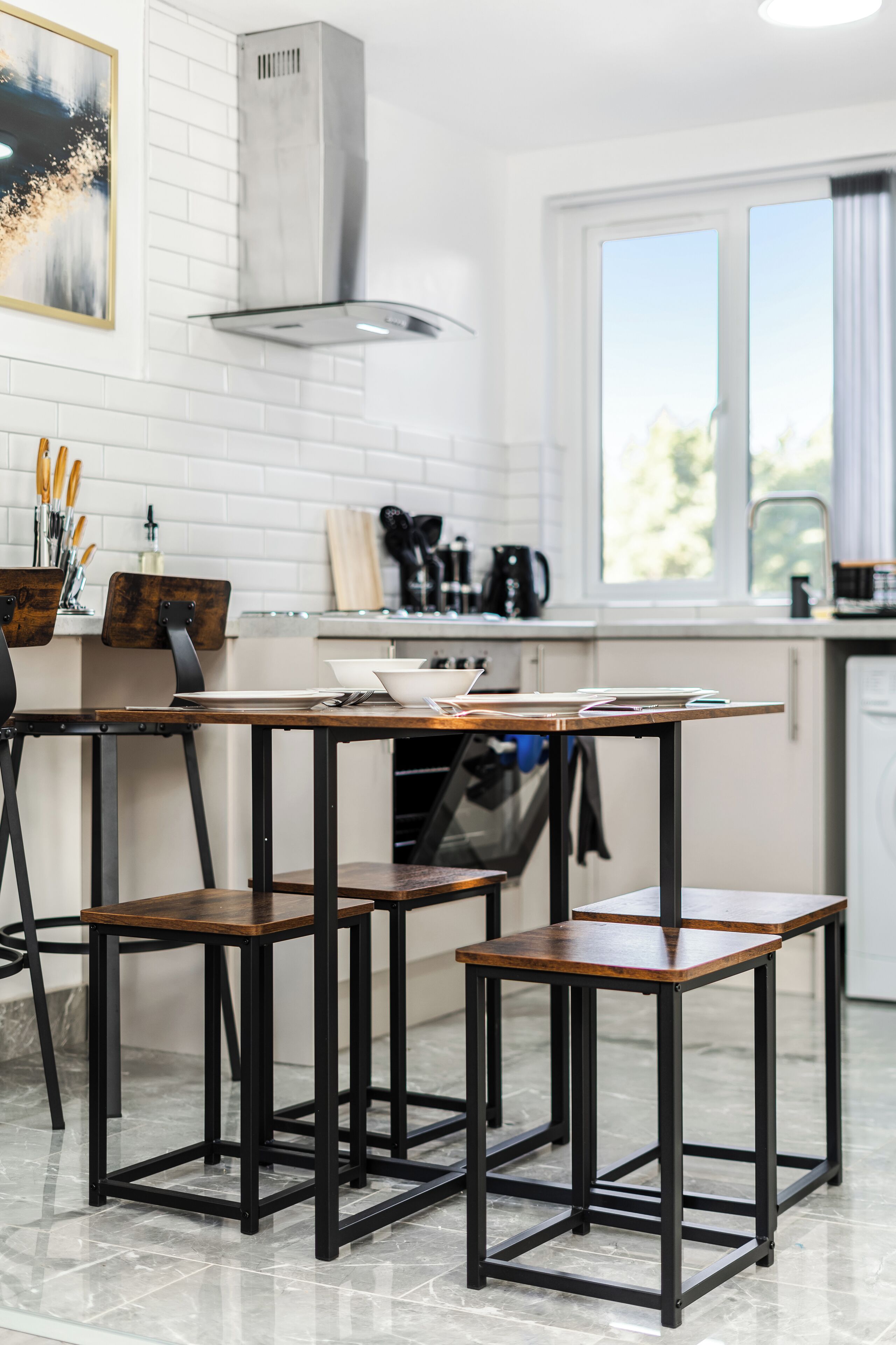 Studio có thiết kế đặc sắc | Bàn ủi/dụng cụ ủi quần áo, bộ trải giường 