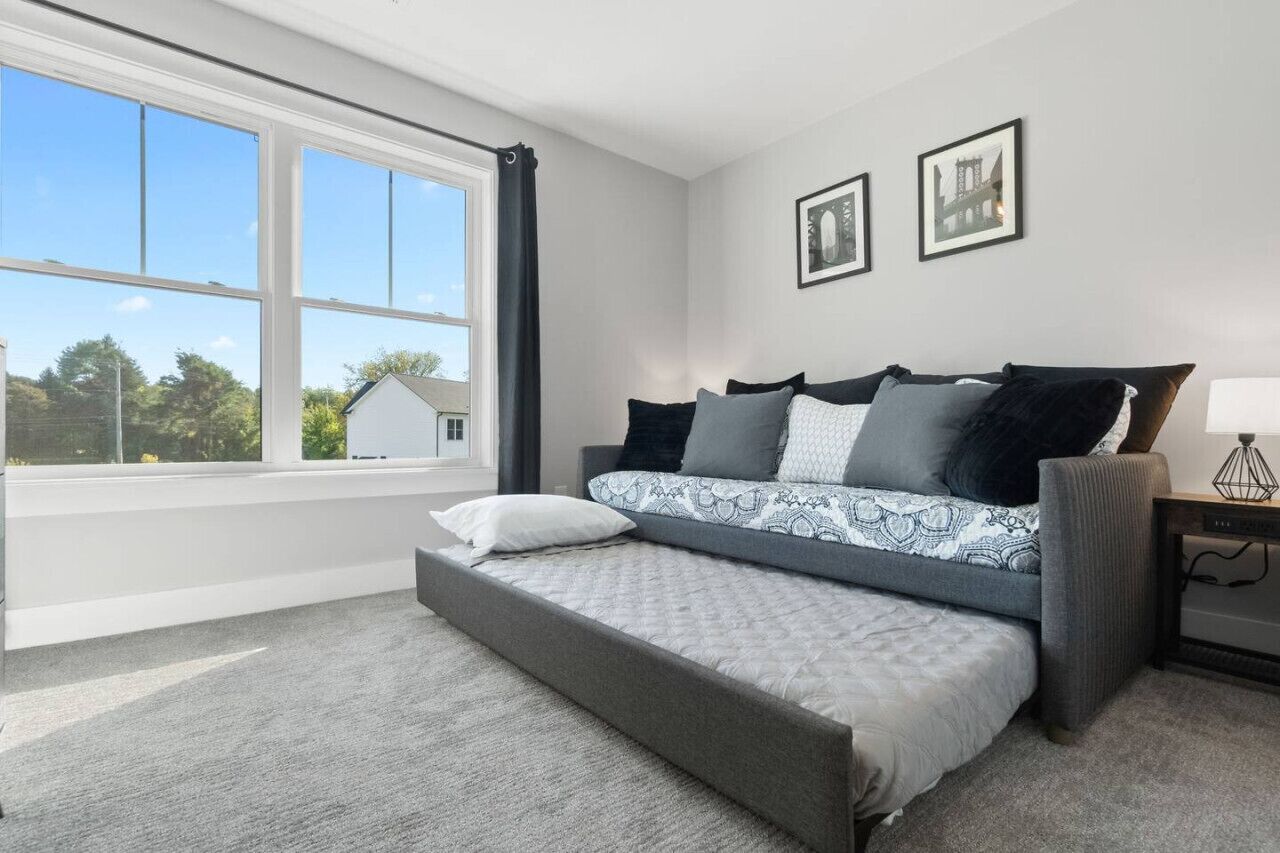 Smart-TV, peis og kontorer