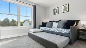 Smart TV, fireplace, offices