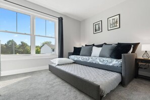 Smart TV, fireplace, offices