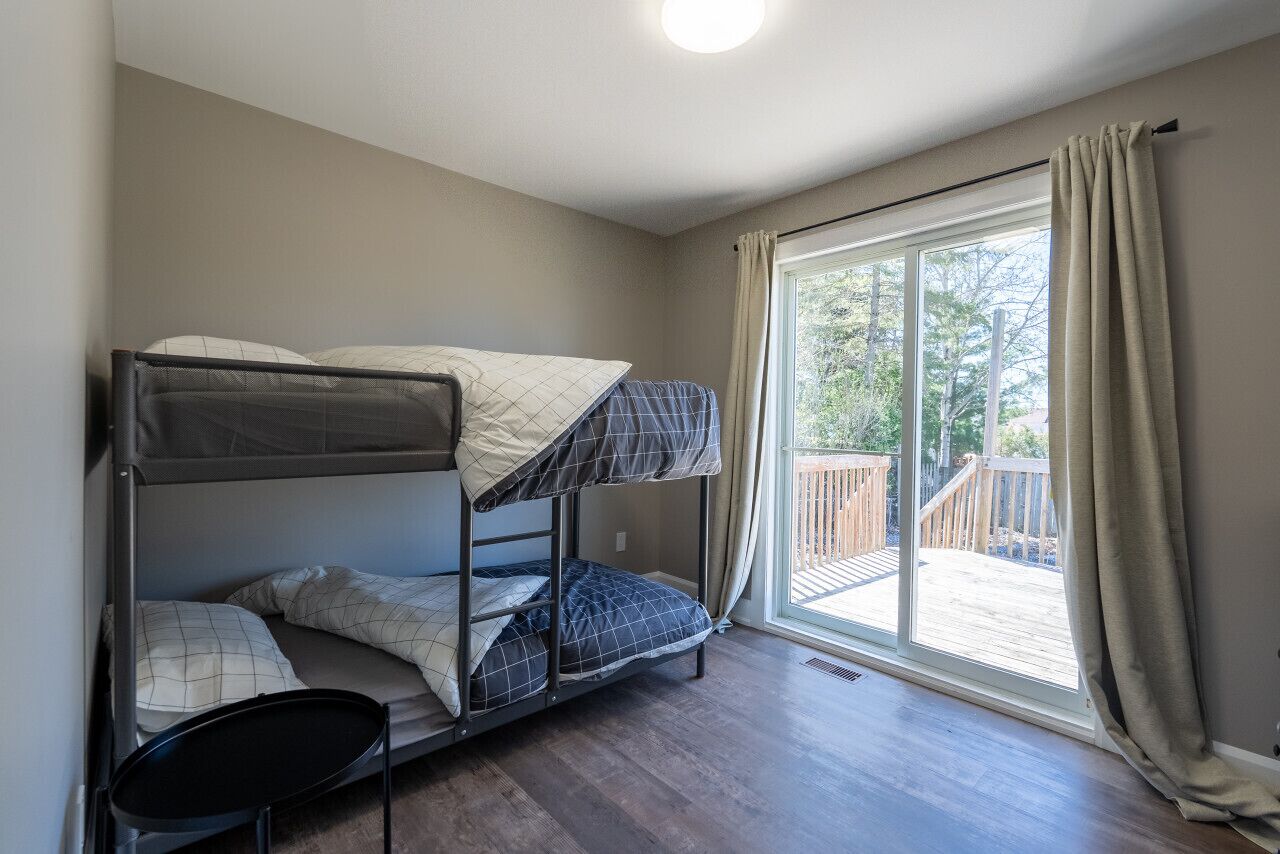 3 Schlafzimmer, Schreibtisch, Bügeleisen/Bügelbrett, kostenloses WLAN