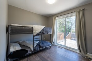 3 chambres, bureau, fer et planche à repasser, Wi-Fi gratuit