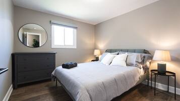 3 dormitorios, escritorio, tabla de planchar con plancha y wifi gratis